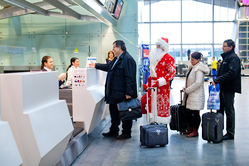 Аэропорт Пулково обслужил в новогодние праздники 596 тыс. пассажиров