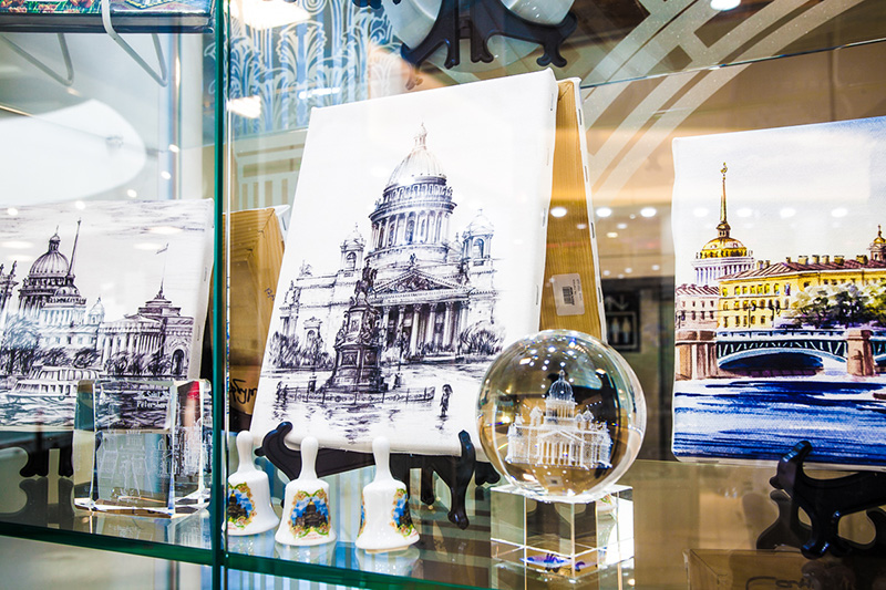 В Пулково открылся Музейный магазин под эгидой главных музеев Петербурга