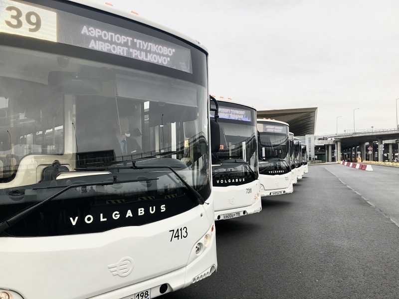 Между аэропортом Пулково и метро «Московская» запустили новые автобусы