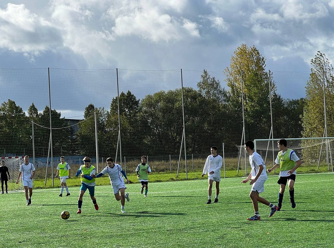 В аэропорту Пулково в 14 раз состоялся благотворительный турнир по футболу «Открытое небо» 